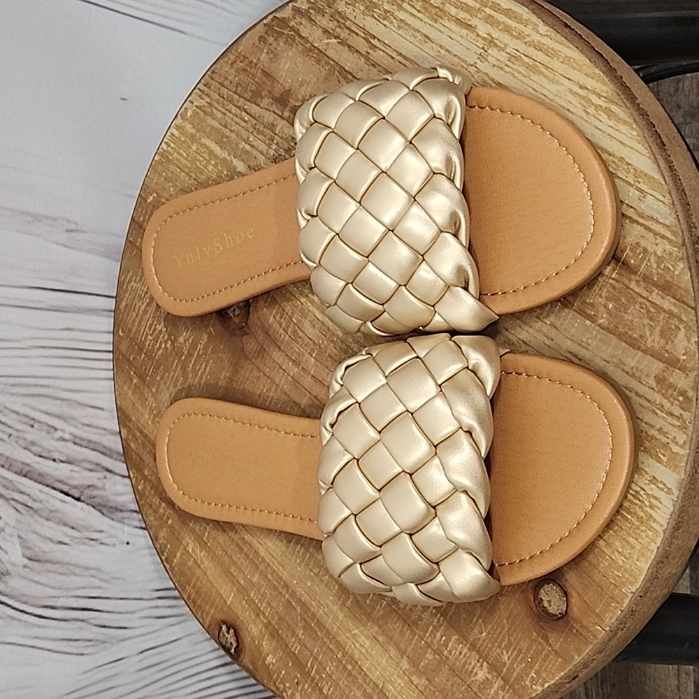 YULVSHOE Women's Braided Flat Sandals Fashion (NEW in bag)